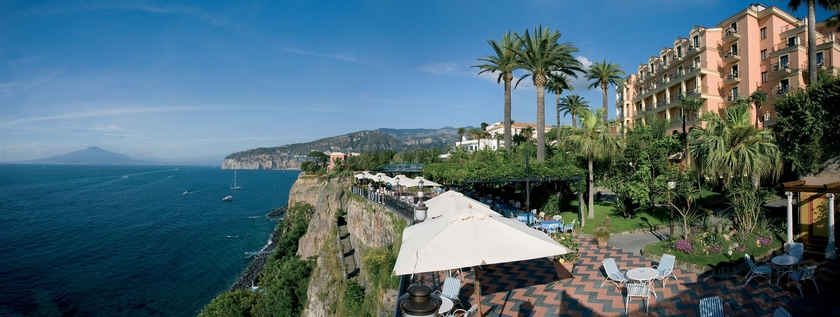 Imagen de los exteriores del Hotel Grand Royal, Sorrento. Foto 11