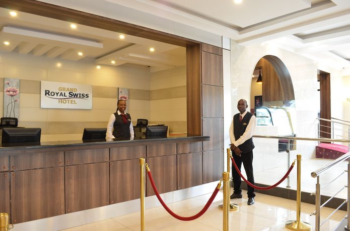 Imagen de los interiores del Hotel Grand Royal Swiss. Foto 17