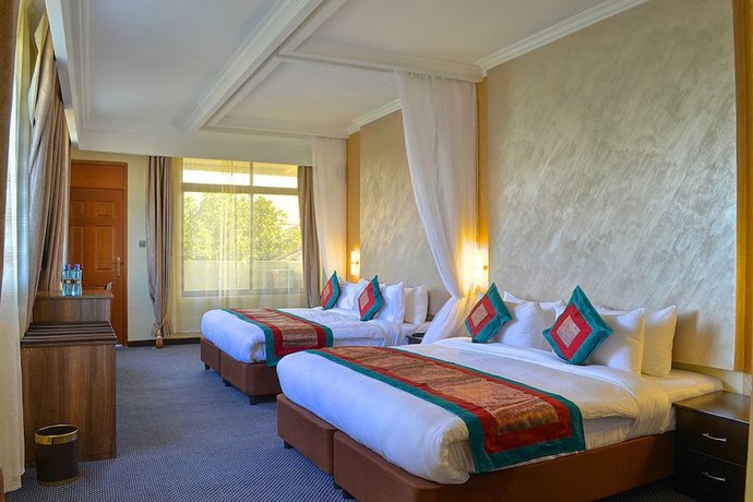 Imagen de la habitación del Hotel Grand Royal Swiss. Foto 7