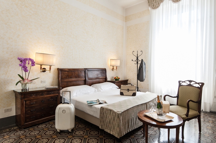 Imagen de la habitación del Hotel Grand Royal, Viareggio. Foto 8