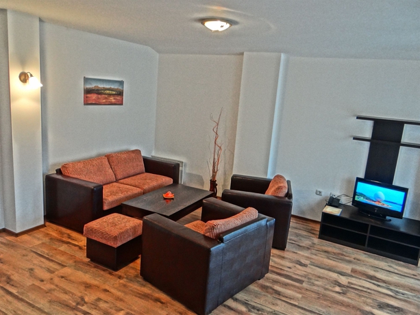 Imagen de los interiores del Hotel Grand Royale Apartment Complex and Spa. Foto 9