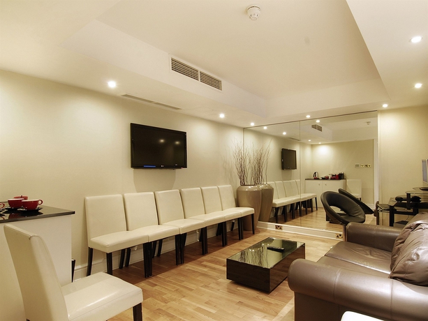 Imagen de los interiores del Hotel Grand Royale London Hyde Park. Foto 15