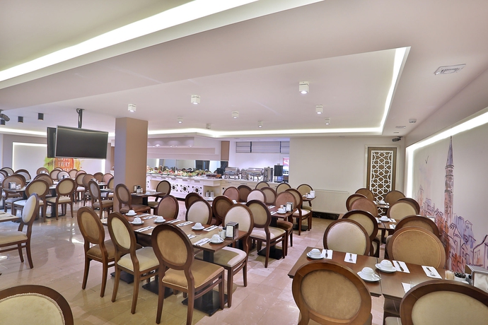 Imagen del bar/restaurante del Hotel Grand Sagcanlar. Foto 2