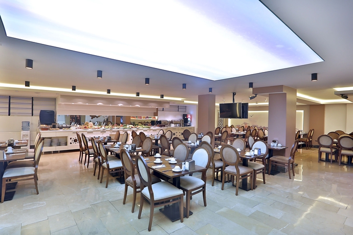 Imagen del bar/restaurante del Hotel Grand Sagcanlar. Foto 5