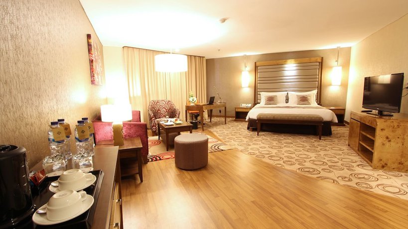 Imagen de la habitación del Hotel Grand Sahid Jaya. Foto 3