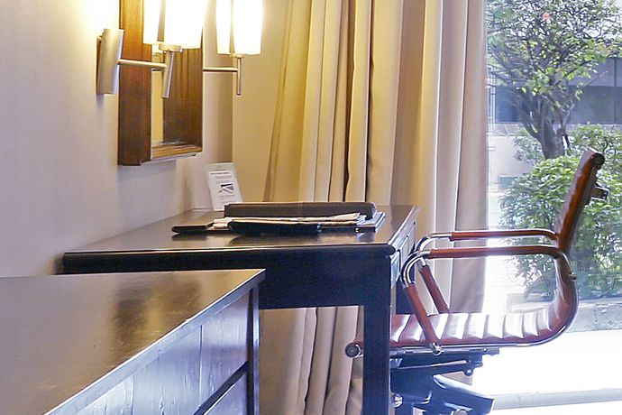 Imagen de la habitación del Hotel Grand Sahid Jaya. Foto 18