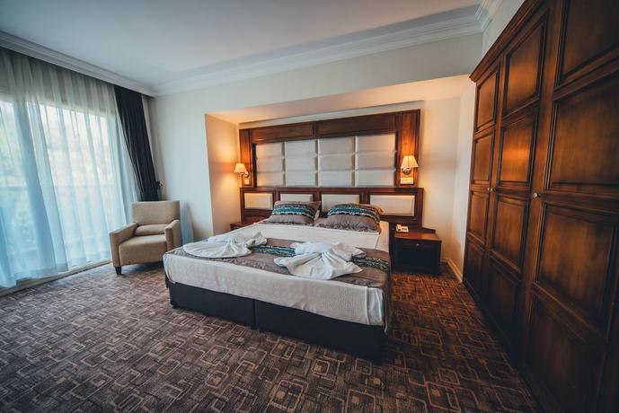 Imagen general del Hotel Grand Sahin's. Foto 11