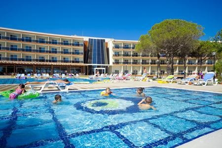 Imagen general del Hotel Grand Sahins Gumuldur Resort. Foto 1