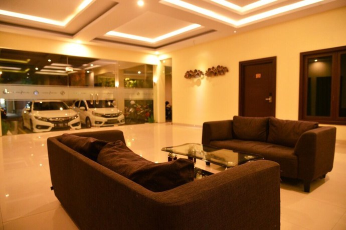 Imagen de los interiores del Hotel Grand Sahman. Foto 8
