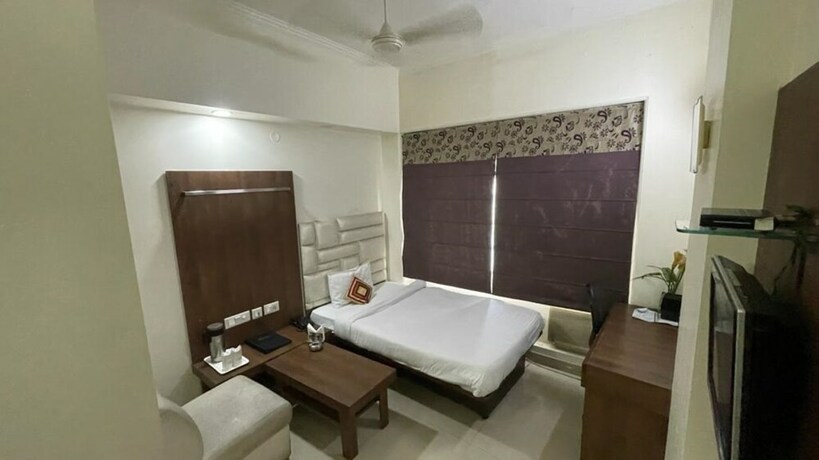 Imagen de la habitación del Hotel Grand Sai - Moradabad, Uttar Pradesh. Foto 12