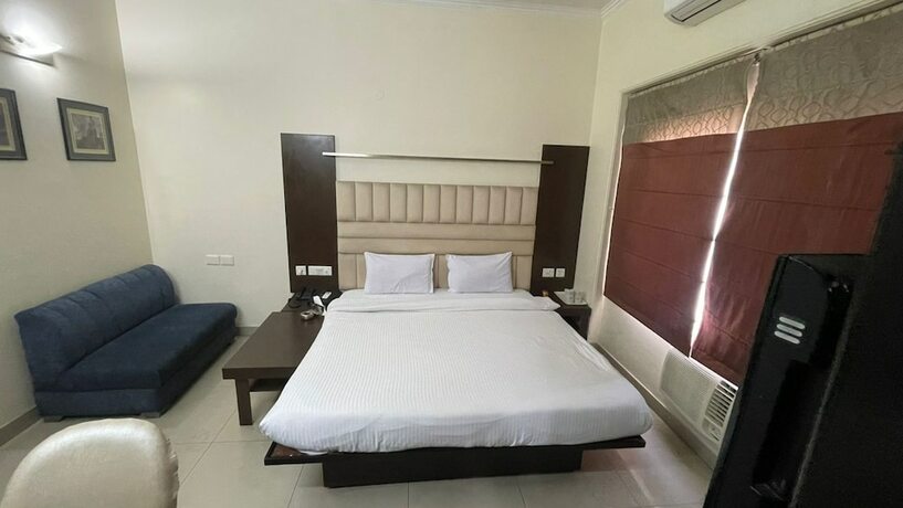 Imagen de la habitación del Hotel Grand Sai - Moradabad, Uttar Pradesh. Foto 13