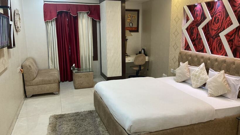 Imagen de la habitación del Hotel Grand Sai - Moradabad, Uttar Pradesh. Foto 18
