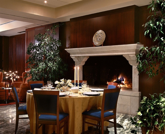 Imagen del bar/restaurante del Hotel Grand San Marino. Foto 7