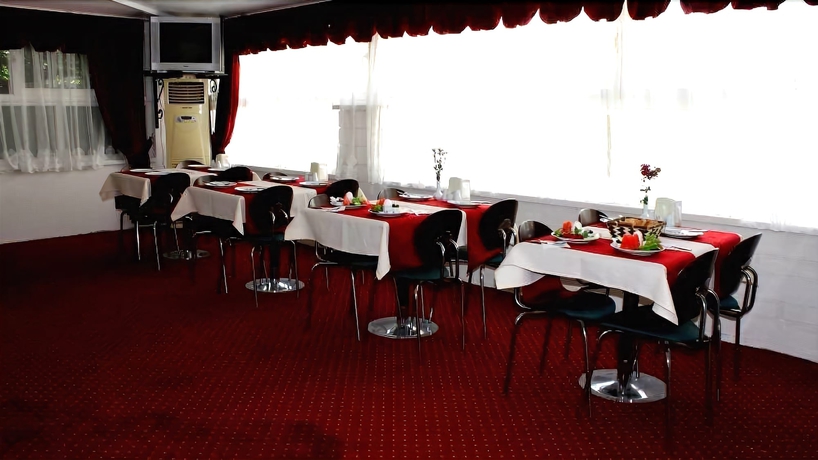 Imagen del bar/restaurante del Hotel Grand Sancak Hotel. Foto 2