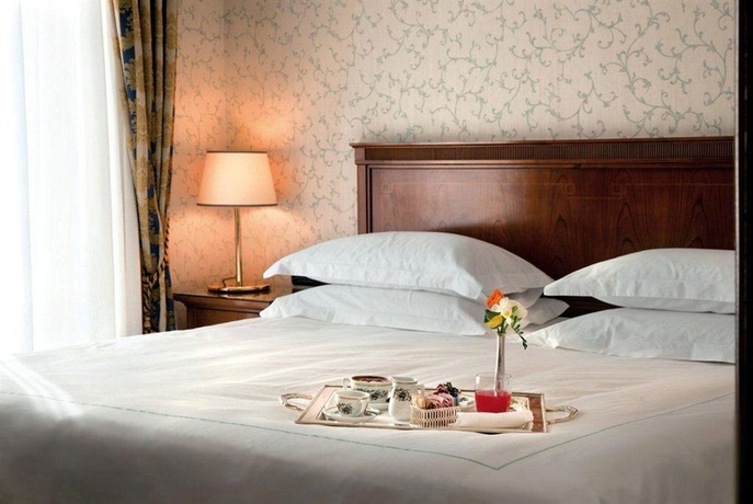 Imagen de la habitación del Hotel Grand Santa Lucia. Foto 7