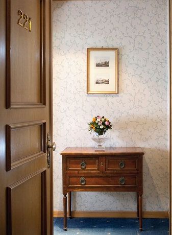 Imagen de los interiores del Hotel Grand Santa Lucia. Foto 11