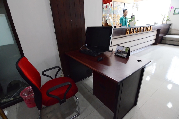 Imagen de los interiores del Hotel Grand Santhi. Foto 16