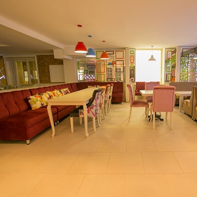 Imagen de los interiores del Hotel Grand Sapphire Almaty. Foto 7