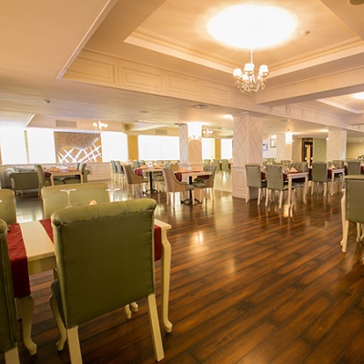 Imagen del bar/restaurante del Hotel Grand Sapphire Almaty. Foto 3