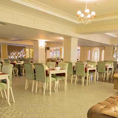 Imagen de los exteriores del Hotel Grand Sapphire Almaty. Foto 6