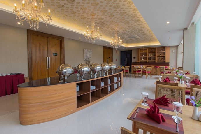 Imagen del bar/restaurante del Hotel Grand Sarila Yogyakarta. Foto 9