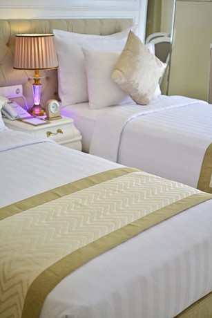 Imagen de la habitación del Hotel Grand Savero. Foto 3