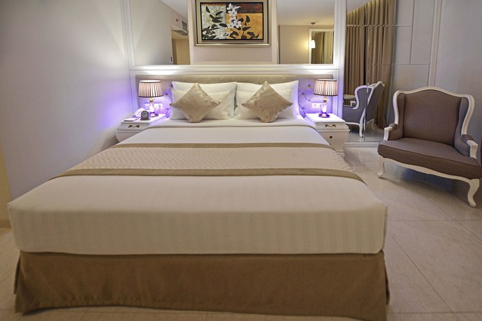 Imagen de la habitación del Hotel Grand Savero. Foto 5
