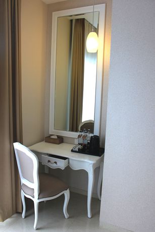 Imagen de la habitación del Hotel Grand Savero. Foto 10