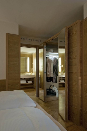 Imagen de la habitación del Hotel Grand Savoia Cortina D'ampezzo, A Radisson Collection. Foto 5