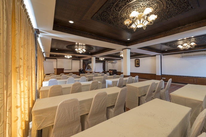 Imagen de los interiores del Hotel Grand Sea Beach Resort. Foto 13