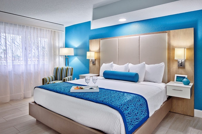 Imagen de la habitación del Hotel Grand Seas by Exploria Resorts. Foto 2