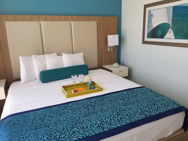 Imagen de la habitación del Hotel Grand Seas by Exploria Resorts. Foto 7