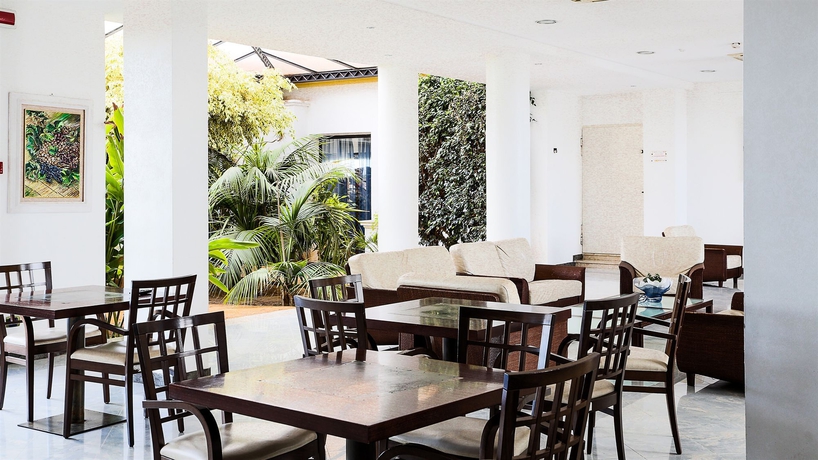 Imagen de los interiores del Hotel Grand Selinunte. Foto 6