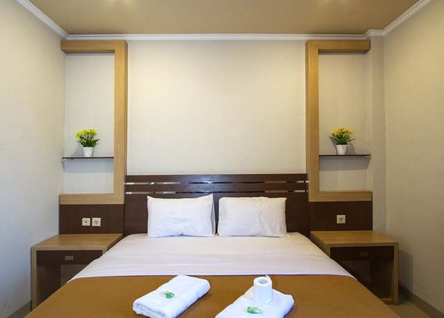 Imagen de la habitación del Hotel Grand Senggigi. Foto 12
