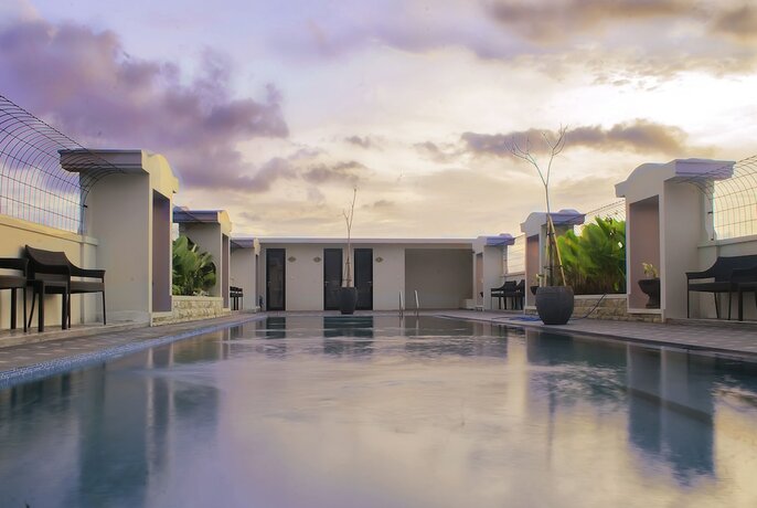 Imagen general del Hotel Grand Senyum. Foto 15