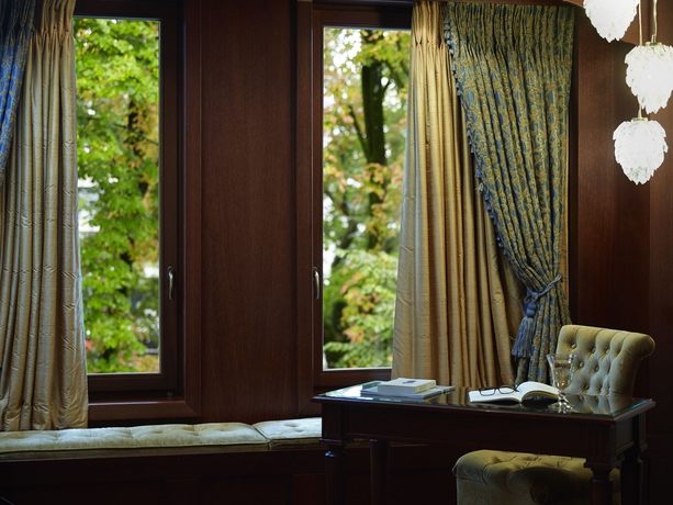 Imagen de la habitación del Hotel Grand Serai Congress and Spa. Foto 8