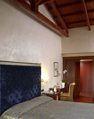 Imagen de la habitación del Hotel Grand Serai Congress and Spa. Foto 10