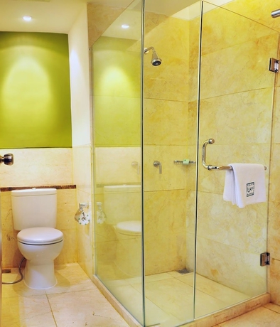 Imagen de la habitación del Hotel Grand Serela Setiabudhi Bandung. Foto 12