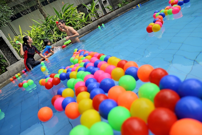 Imagen de la piscina del Hotel Grand Serela Setiabudhi Bandung. Foto 15