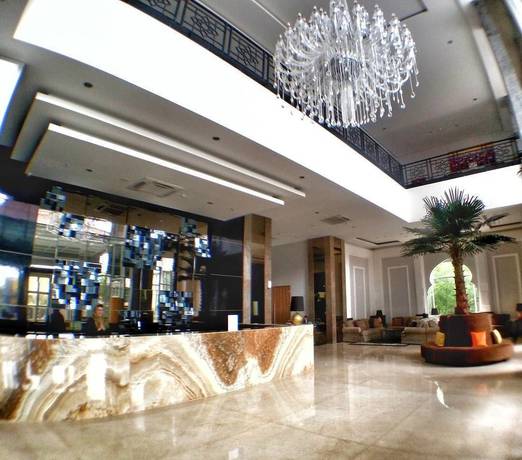 Imagen de los interiores del Hotel Grand Serela Yogyakarta by KAGUM. Foto 18