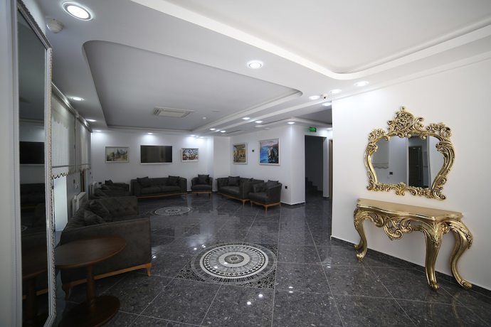 Imagen de los interiores del Hotel Grand Serenay. Foto 18