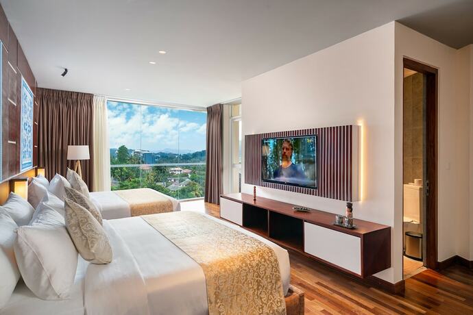 Imagen de la habitación del Hotel Grand Serendib. Foto 17