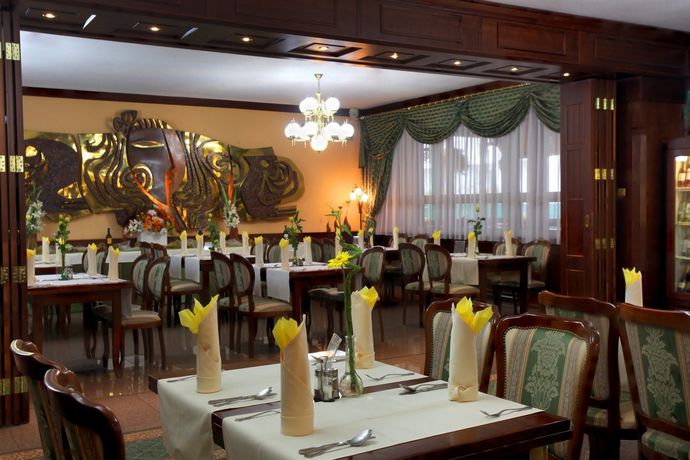 Imagen de los interiores del Hotel Grand Sergijo Residence. Foto 14