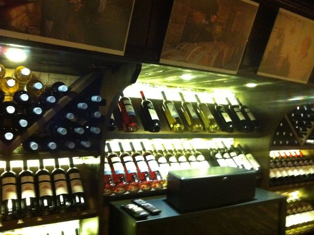 Imagen del bar/restaurante del Hotel Grand Sergijo Residence. Foto 5