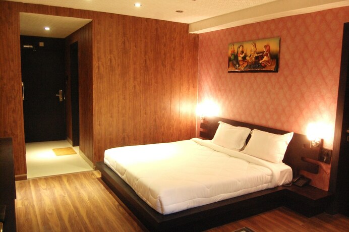 Imagen de la habitación del Hotel Grand Shiva. Foto 29