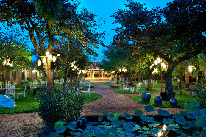 Imagen del bar/restaurante del Hotel Grand Signature Resort Hoi An by M Village. Foto 4
