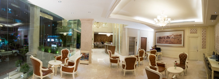 Imagen de los interiores del Hotel Grand Silverland. Foto 9