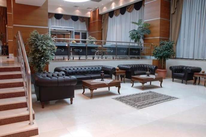 Imagen de los interiores del Hotel Grand Simay. Foto 11