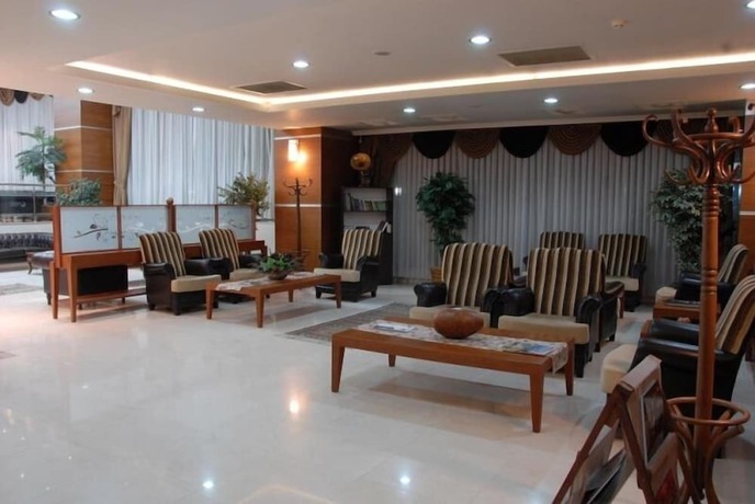 Imagen de los interiores del Hotel Grand Simay. Foto 14