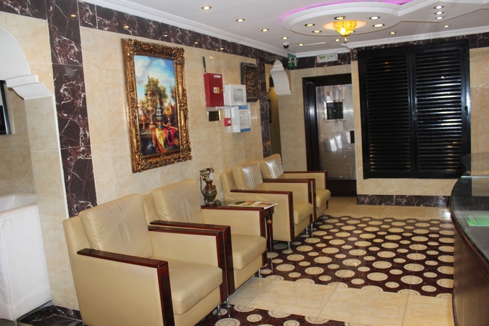 Imagen de los interiores del Hotel Grand Sina. Foto 14